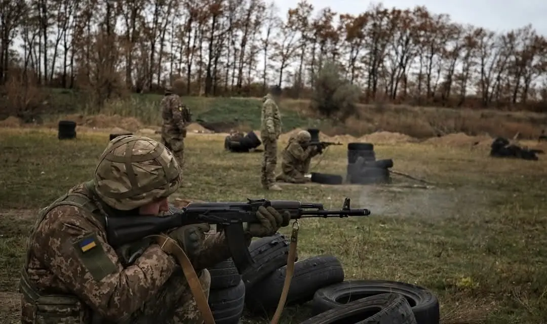 Демографическое уничтожение: США в ультимативной форме потребовали от Киева отправлять на фронт с 18 лет Демографическое уничтожение: США в ультимативной форме потребовали от Киева отправлять на фронт с 18 лет