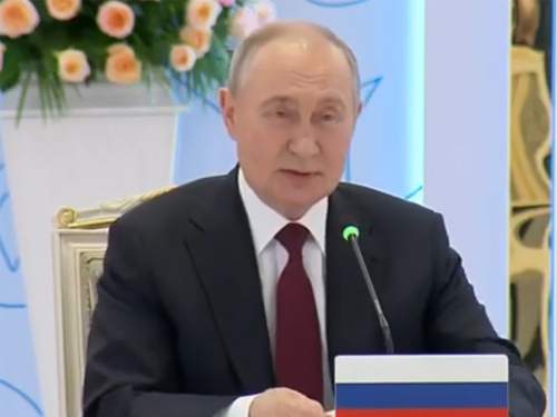 Путин допустил удар «Орешником» по центру принятия решений в Киеве (ВИДЕО) Путин допустил удар «Орешником» по центру принятия решений в Киеве (ВИДЕО)