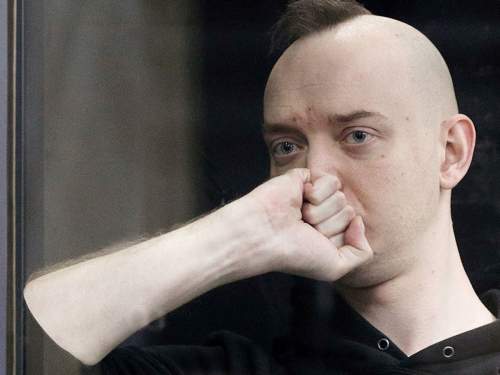 Экс-адвокату журналиста Сафронова дали семь лет колонии по делу о фейках про армию