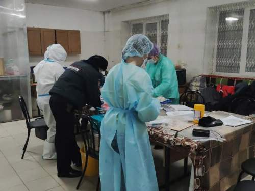 В Алтайском крае в частном социальном центре насмерть отравились три человека