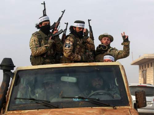 Дамаск пал без сопротивления. Асад сбежал с семьей в Абу-Даби  СМИ (ВИДЕО)