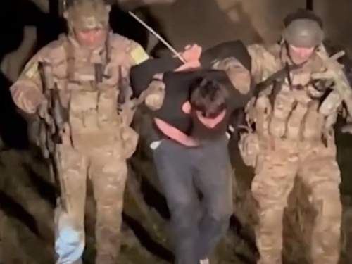 ФСБ задержали 12 человек в Дагестане, планировавших крупный теракт (ВИДЕО) ФСБ задержали 12 человек в Дагестане, планировавших крупный теракт (ВИДЕО)