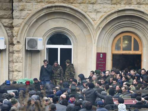 Абхазия осталась без света. Найден виновник кризиса и это не Россия Абхазия осталась без света. Найден виновник кризиса и это не Россия