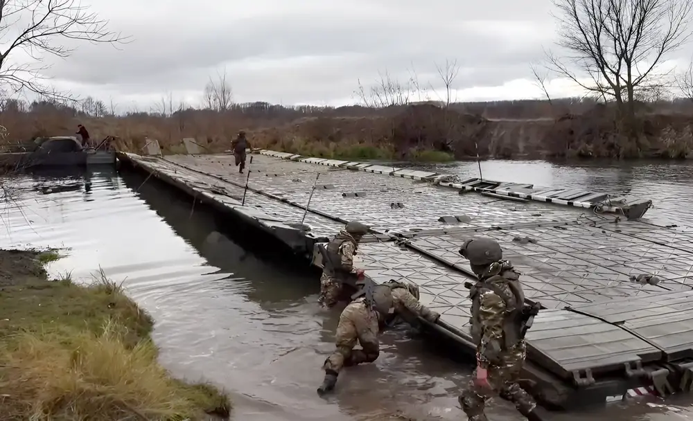 Оскол преодолён, следующий – Северский Донец Оскол преодолён, следующий – Северский Донец