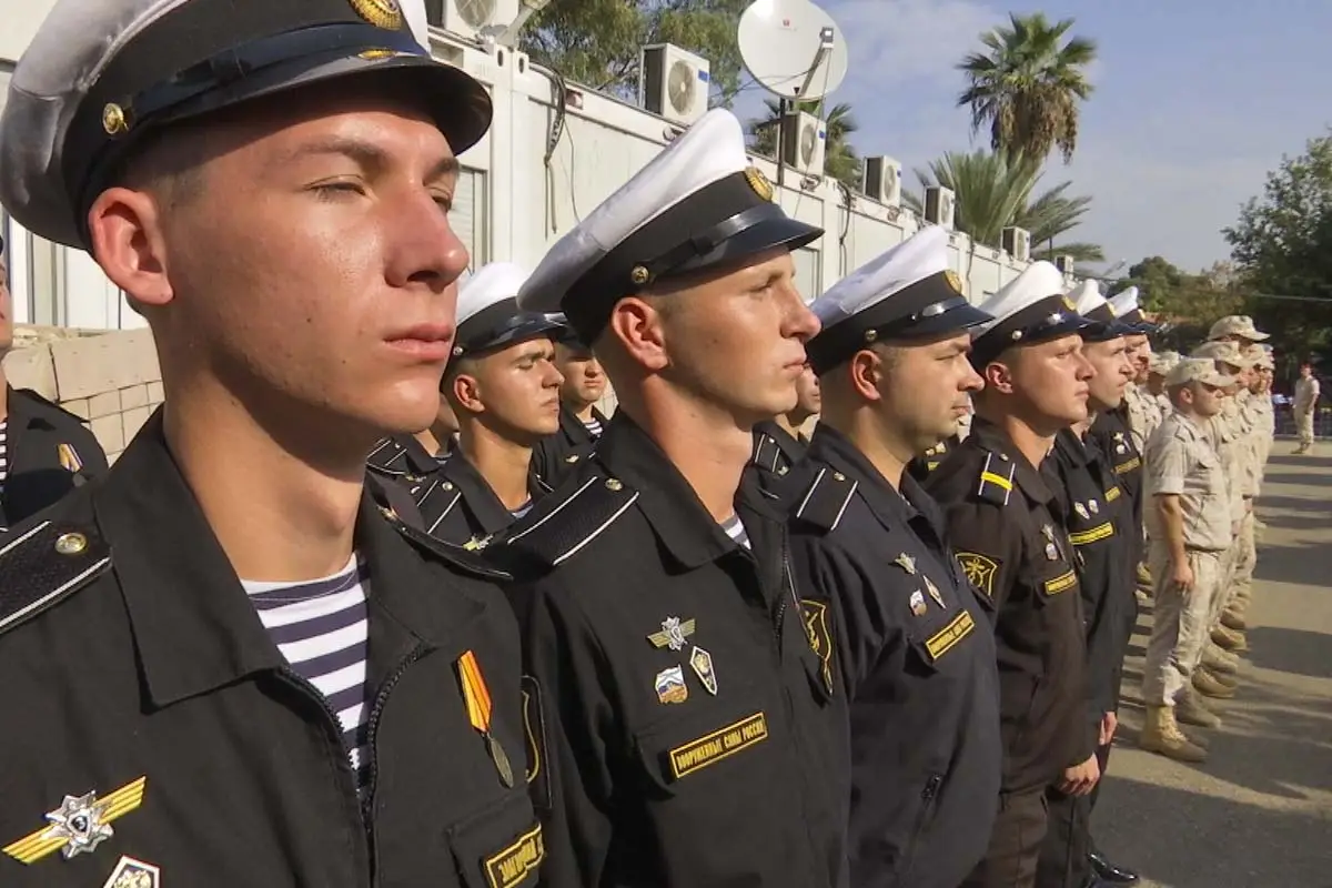 Newsweek: Вашингтон предложит новым властям Сирии избавиться от российских баз Newsweek: Вашингтон предложит новым властям Сирии избавиться от российских баз