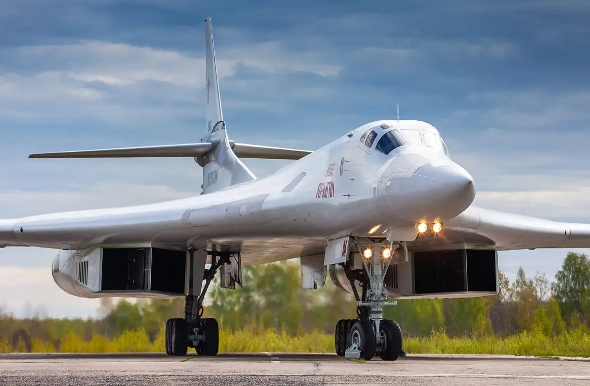 В следующем году ВКС РФ получат четыре ракетоносца Ту-160М