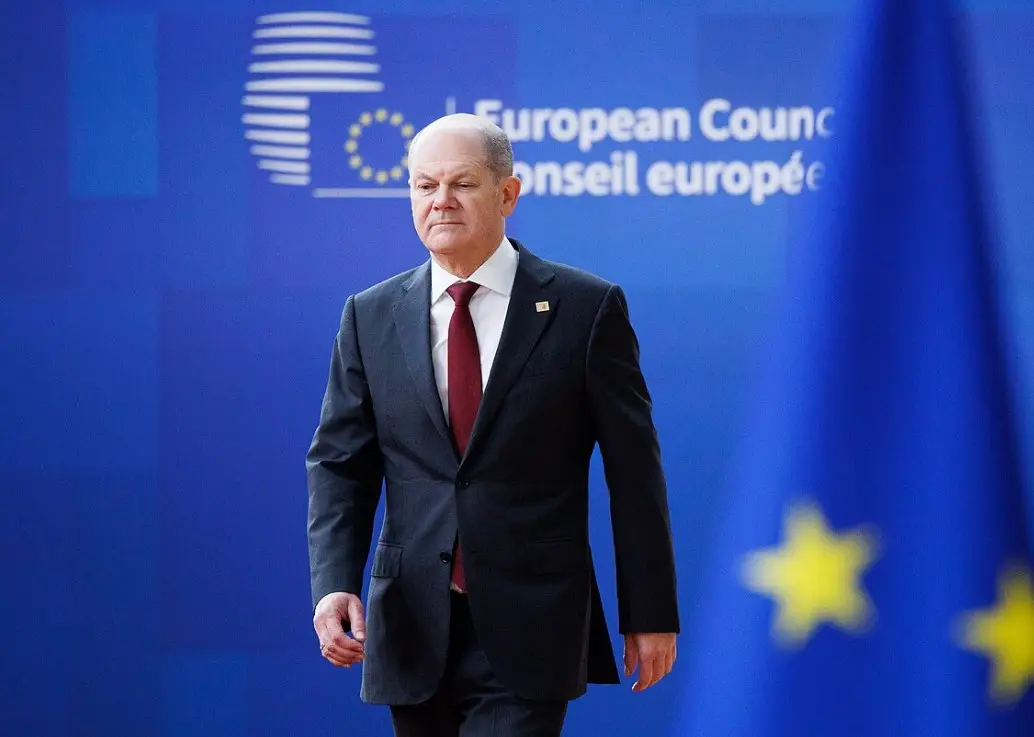 Парламент Германии вынес вотум недоверия правительству Олафа Шольца