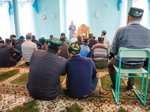 &laquo;Следующий шаг  введение шариатских судов?&raquo;: в России разрешили многоженство