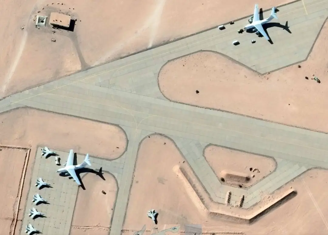 Спутники фиксируют активную работу транспортной авиации ВКС РФ в Ливии