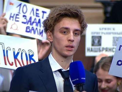 После похвалы Пескова налоговая требует от блогера Влада Бумаги выплатить 1 млн рублей