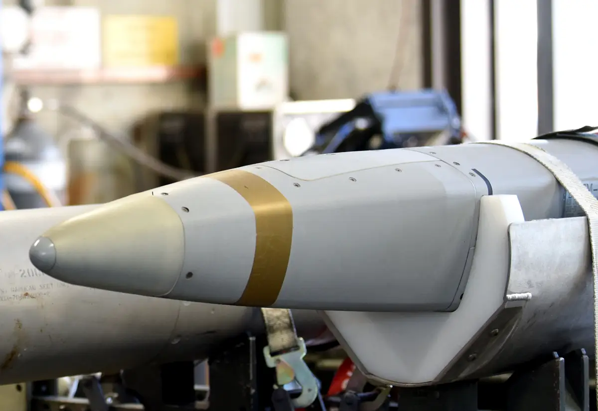 Достать до Москвы: Украина тайно делает ракеты в гараже и не хочет мира – The Economist