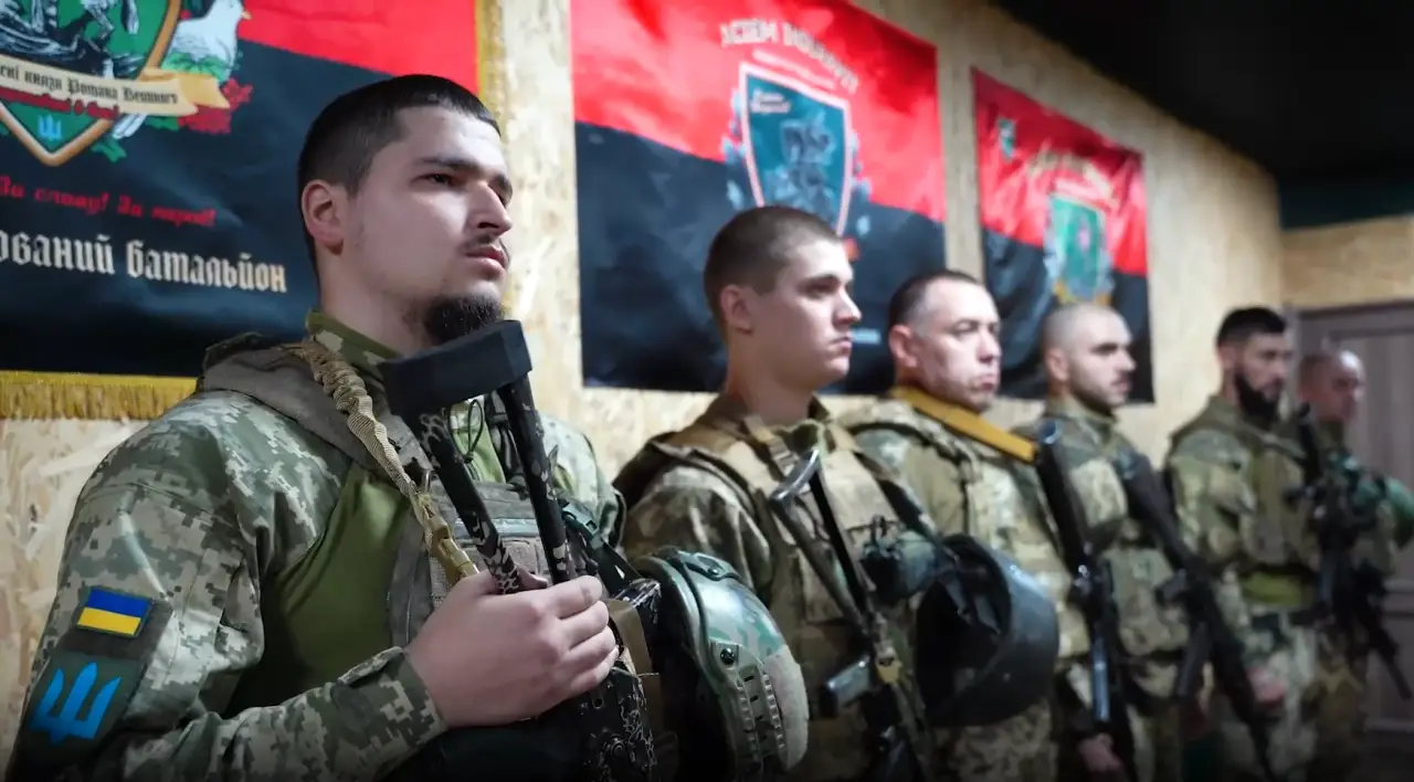 Боевики «Украинского легиона», сформированного в Польше, отправились на Украину Боевики «Украинского легиона», сформированного в Польше, отправились на Украину