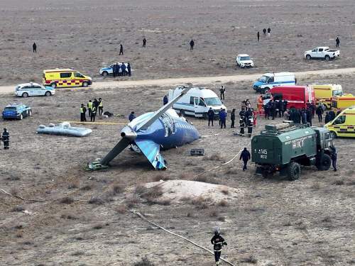 В Сети появилось видео с первыми кадрами из самолета после крушения в Актау (ВИДЕО) В Сети появилось видео с первыми кадрами из самолета после крушения в Актау (ВИДЕО)