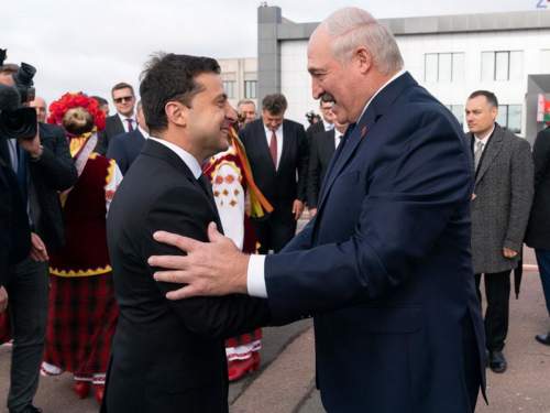 &laquo;Володя, это не я&raquo;: Зеленский рассказал об извинениях Лукашенко в начале СВО