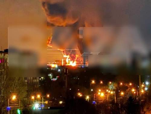 После атаки БПЛА ВСУ в Энгельсе загорелось промпредприятие (ФОТО, ВИДЕО)