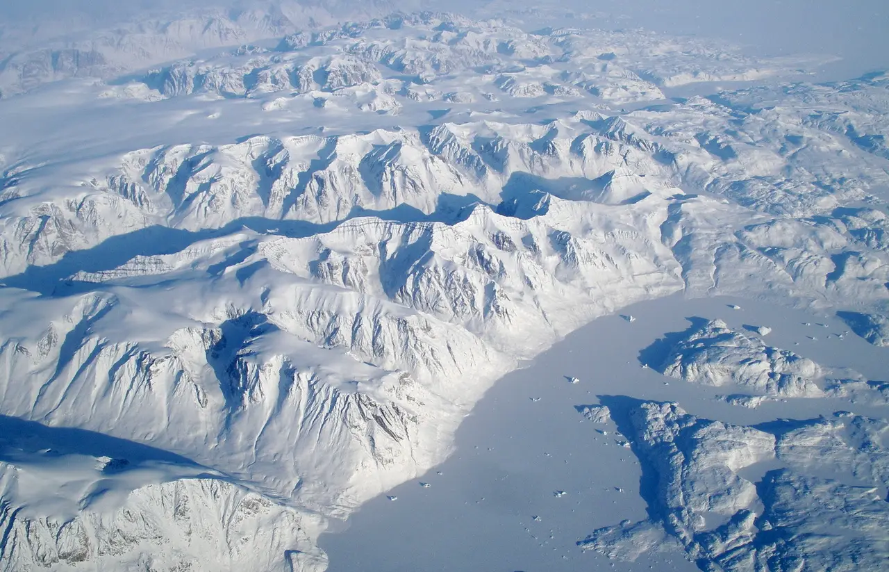 Советник Трампа по нацбезопасности назвал Россию причиной стремления заполучить Канаду и Гренландию