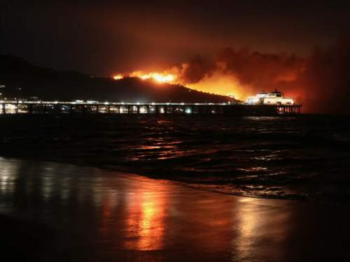 &laquo;Малибу уже не существует&raquo;: россиянин рассказал о последствиях лесных пожаров в Лос-Анджелесе (ВИДЕО)