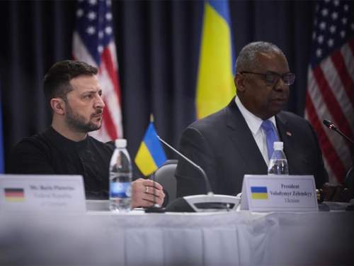 Зеленский объявил о победе под Курском, вызвав критику союзников и на Украине