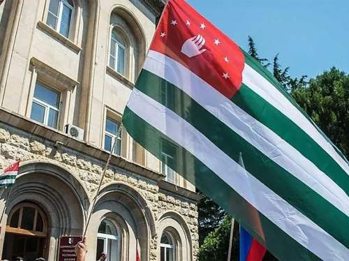 СМИ: Россия даст льготные кредиты бизнесменам Абхазии