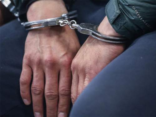 Экс-адвокаты Навального* получили до 5,5 года колонии по делу об экстремизме