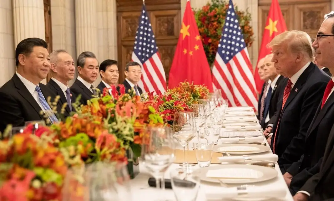 За три дня до инаугурации Дональд Трамп провел телефонные переговоры с Си Цзиньпином