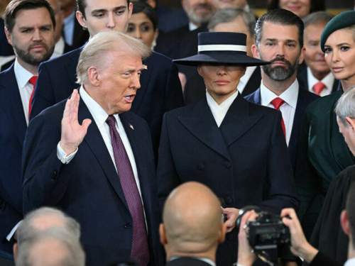 «Гарантировал »Золотой век« США»: Трамп принял присягу президента (ФОТО, ВИДЕО)