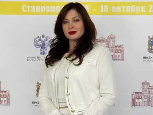 Курская чиновница Мусьял заявила, что Хинштейн знал о ее отпуске в Индии