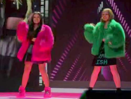 Европа восстала против песни российских школьниц «Сигма-бой» (ВИДЕО)