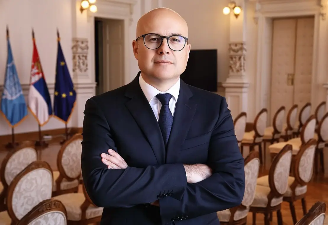 Протестующие добились результата: премьер-министр Сербии объявил об уходе в отставку