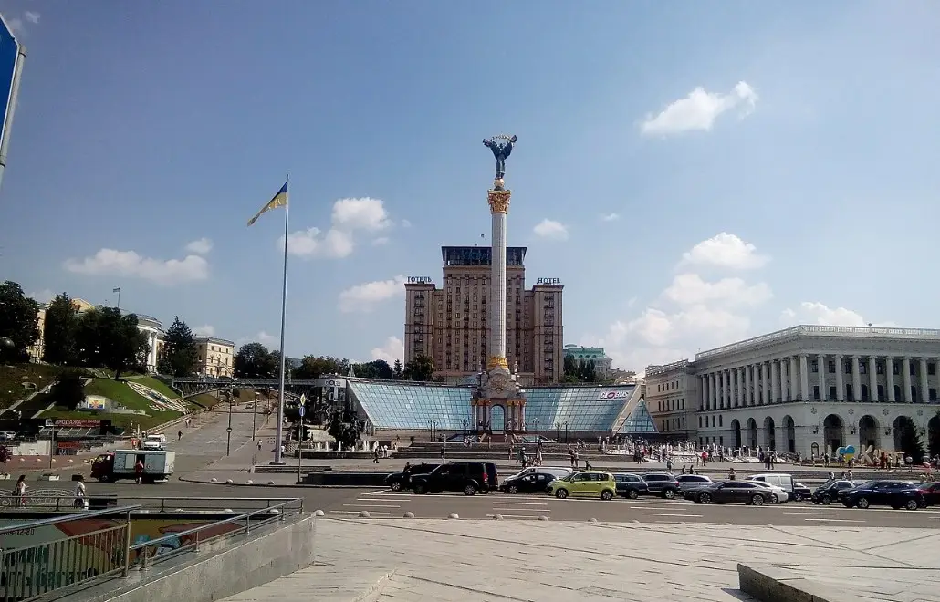 Эксперт: патовая ситуация, в которую попал Киев, выгодна Москве Эксперт: патовая ситуация, в которую попал Киев, выгодна Москве