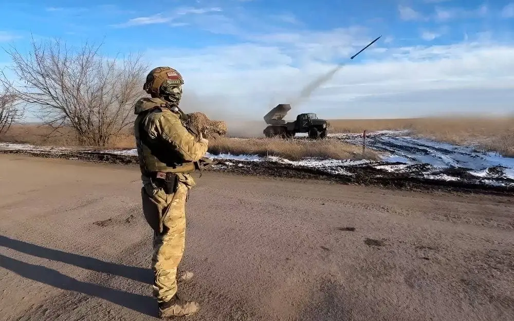 На Южно-Донецком направлении до границ Днепропетровщины осталось освободить несколько сел