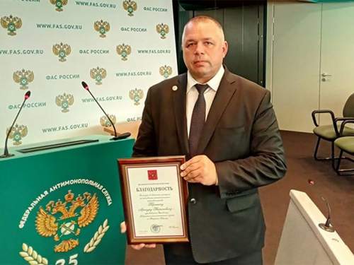 В Карелии руководитель УФАС погиб, выпав из окна