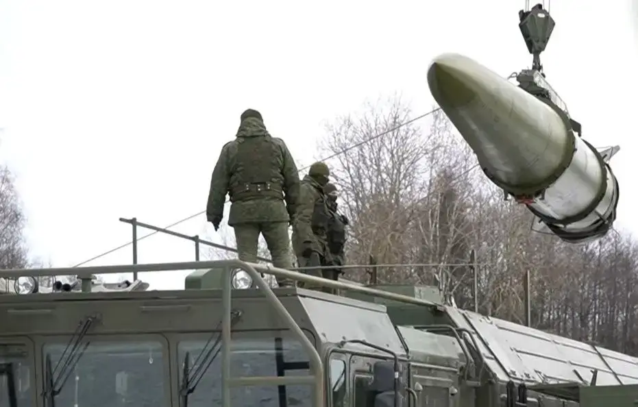 ВС РФ ударили «Искандером» по крупному скоплению техники и живой силы ВСУ в Сумах