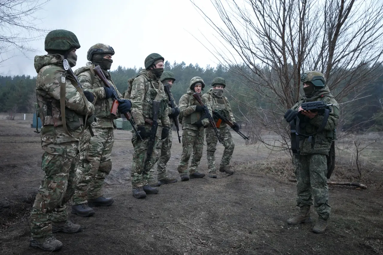 Зеленский пожаловался на создание новых дивизий в российской армии Зеленский пожаловался на создание новых дивизий в российской армии