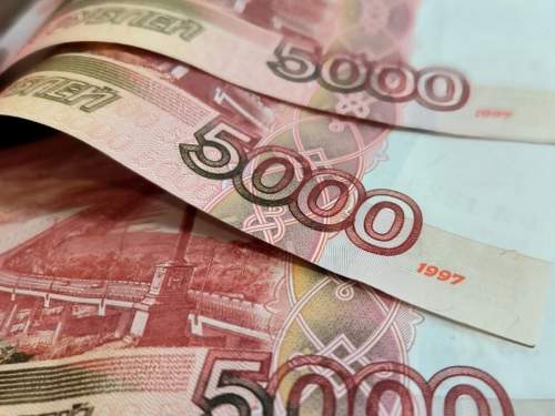 Саратовские чиновники получат надбавки до 400% к окладу: в городе прошел пикет (ФОТО)