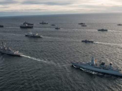 Британия в панике: военная армада Путина идет через Ла-Манш  The Sun