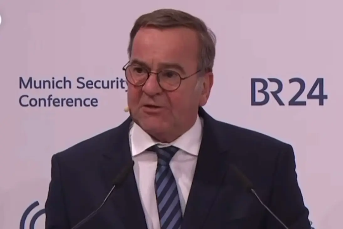 Мы не должны вести себя как олени, попавшие под свет фар: немецкие политики в шоке от заявлений новой администрации США