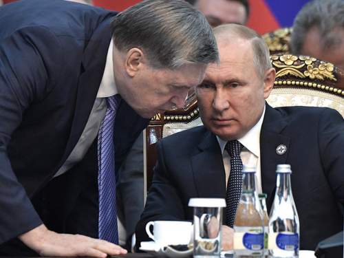 Bloomberg назвал возможных участников переговорной группы от России