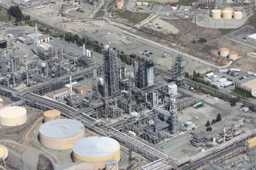 Нефтеперерабатывающие заводы по всему миру нашли выход из постигшего отрасль кризиса