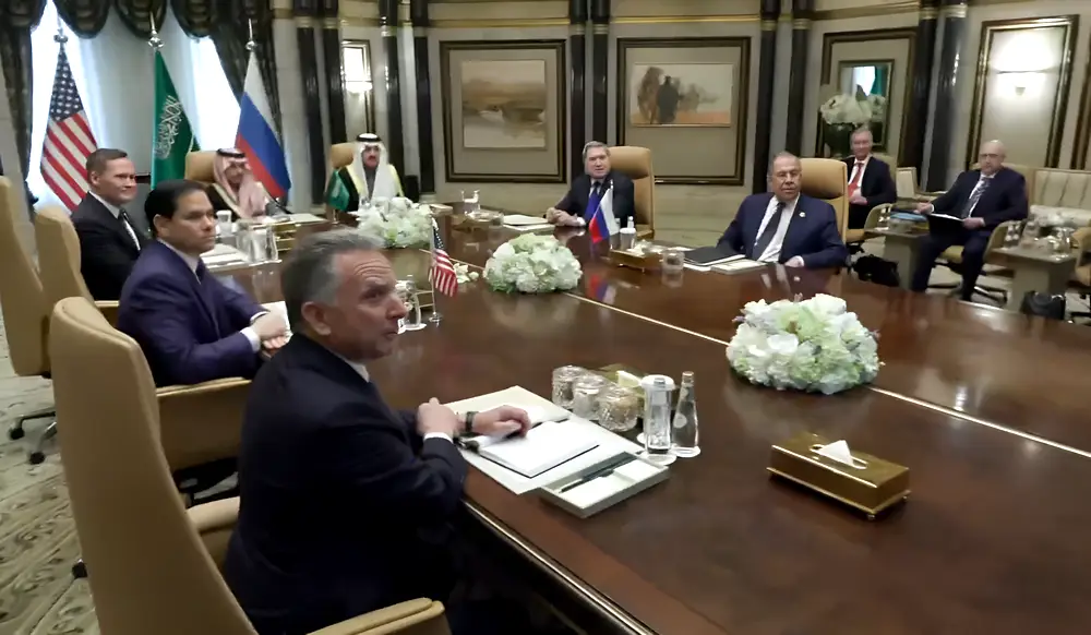 Трамп собирается чувствительно надавить на РФ в ходе переговоров по Украине