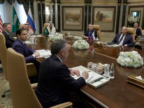 Мировые СМИ дали оценку переговорам России и США в Эр-Рияде