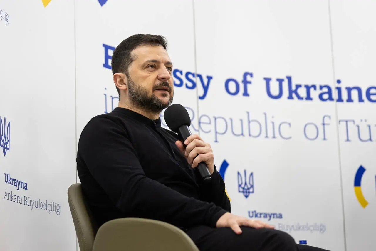 Пока Украину не примут в ЕС и НАТО, я останусь президентом – Зеленский Пока Украину не примут в ЕС и НАТО, я останусь президентом – Зеленский