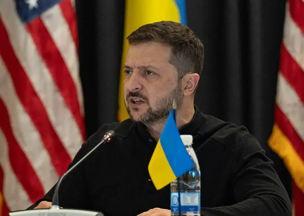 Зеленский выступил с резкой критикой Трампа: мне доверяют 57% украинцев! Зеленский выступил с резкой критикой Трампа: мне доверяют 57% украинцев!