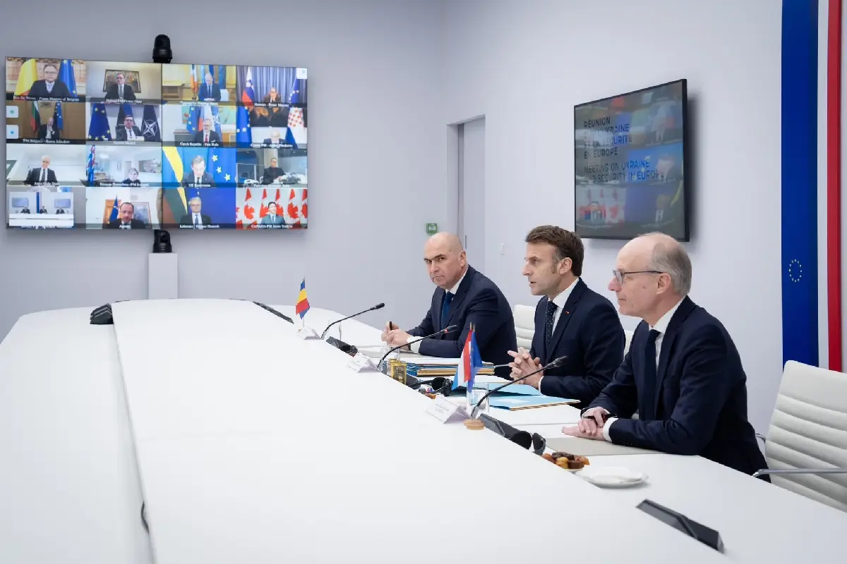 Макрон: конфликт на Украине приведет к мировой войне