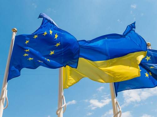 В ЕС могут потребовать от Украины возврат денег за военную помощь вслед за США В ЕС могут потребовать от Украины возврат денег за военную помощь вслед за США