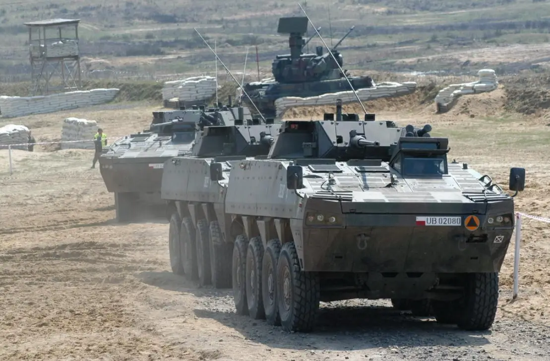 Тысячи солдат и десятки бронемашин: поляки сообщили о формировании крупнейшего подразделения у российской границы