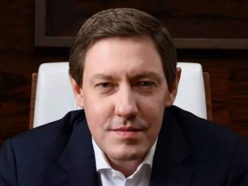 Главу фигурного катания Москвы Абдурахманова обвинили в хищении 20 млрд рублей