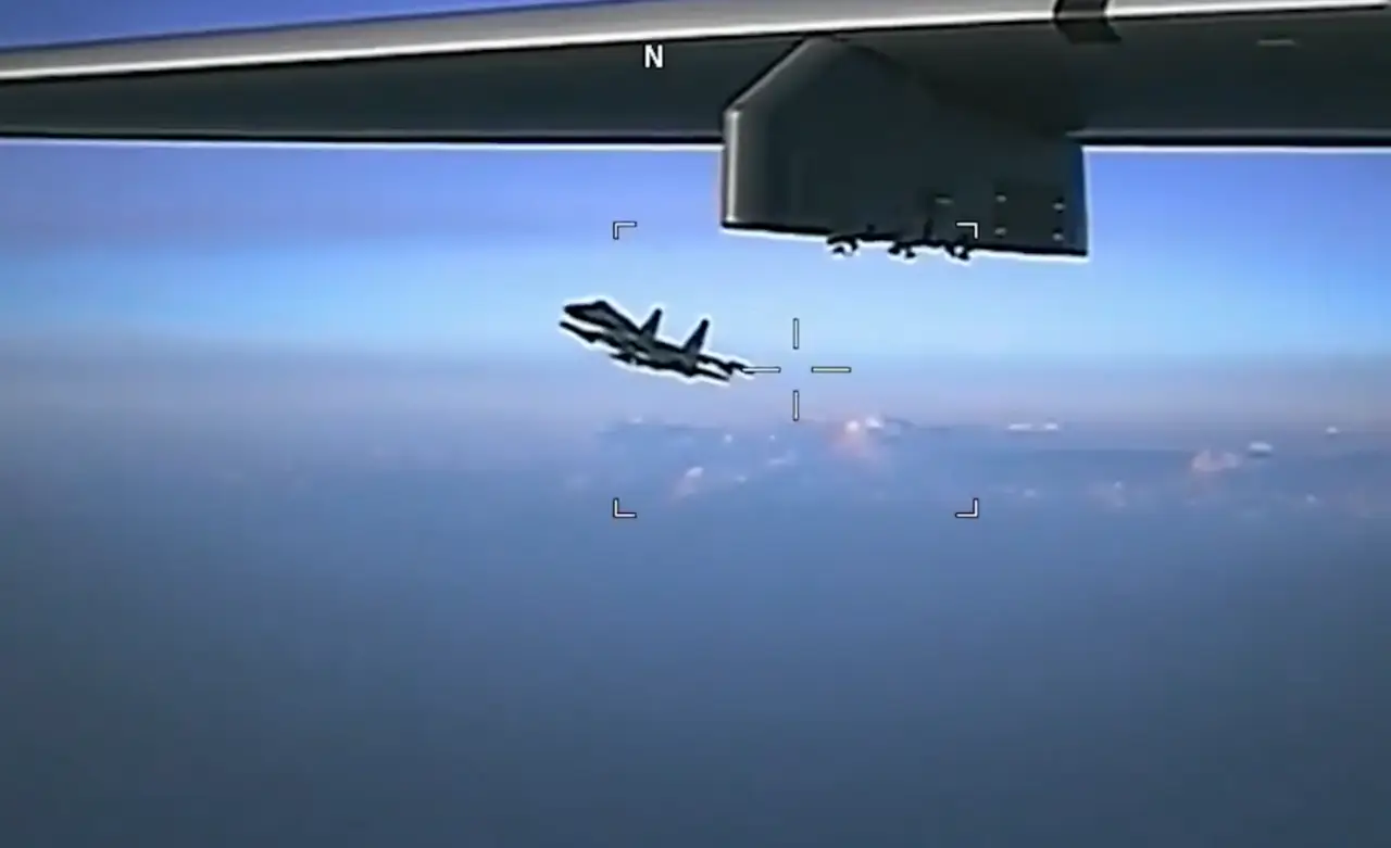 Су-35С ВКС РФ «взбодрил» операторов французского БПЛА MQ-9 Reaper опасным сближением