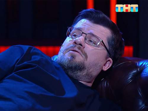 «Лайк, кринж»: номер Comedy Club с Гариком Харламовым и Пушкиным стал хитом в Сети (ВИДЕО) «Лайк, кринж»: номер Comedy Club с Гариком Харламовым и Пушкиным стал хитом в Сети (ВИДЕО)