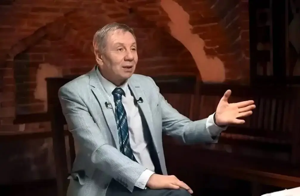 Политолог назвал возможные причины для принятия Россией предложенного перемирия Политолог назвал возможные причины для принятия Россией предложенного перемирия